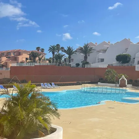 White Sand, Huge Terrace, Fast Wi-Fi, Netflix 산미겔데아보나