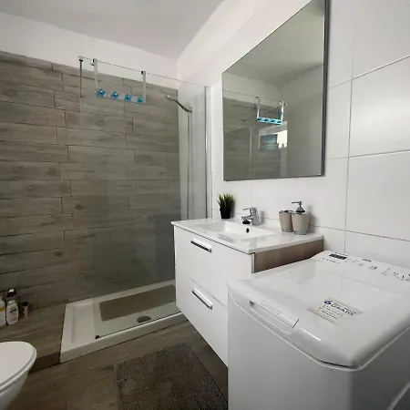 아파트 White Sand, Huge Terrace, Fast Wi-Fi, Netflix 산미겔데아보나