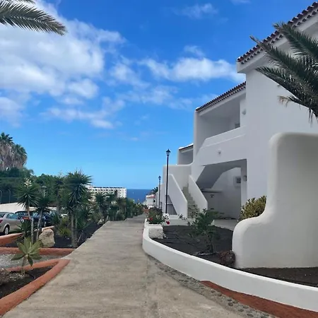 White Sand, Huge Terrace, Fast Wi-Fi, Netflix