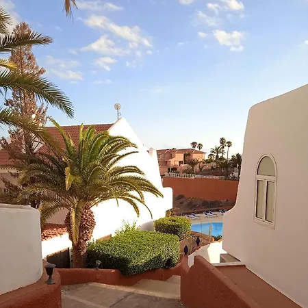 White Sand, Huge Terrace, Fast Wi-Fi, Netflix 아파트 *