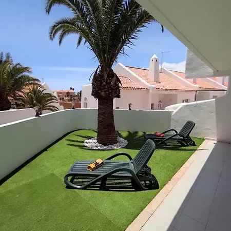 Apartment WHITE SAND, Huge Terrace, Fast Wi-Fi, Netflix San Miguel de Abona
